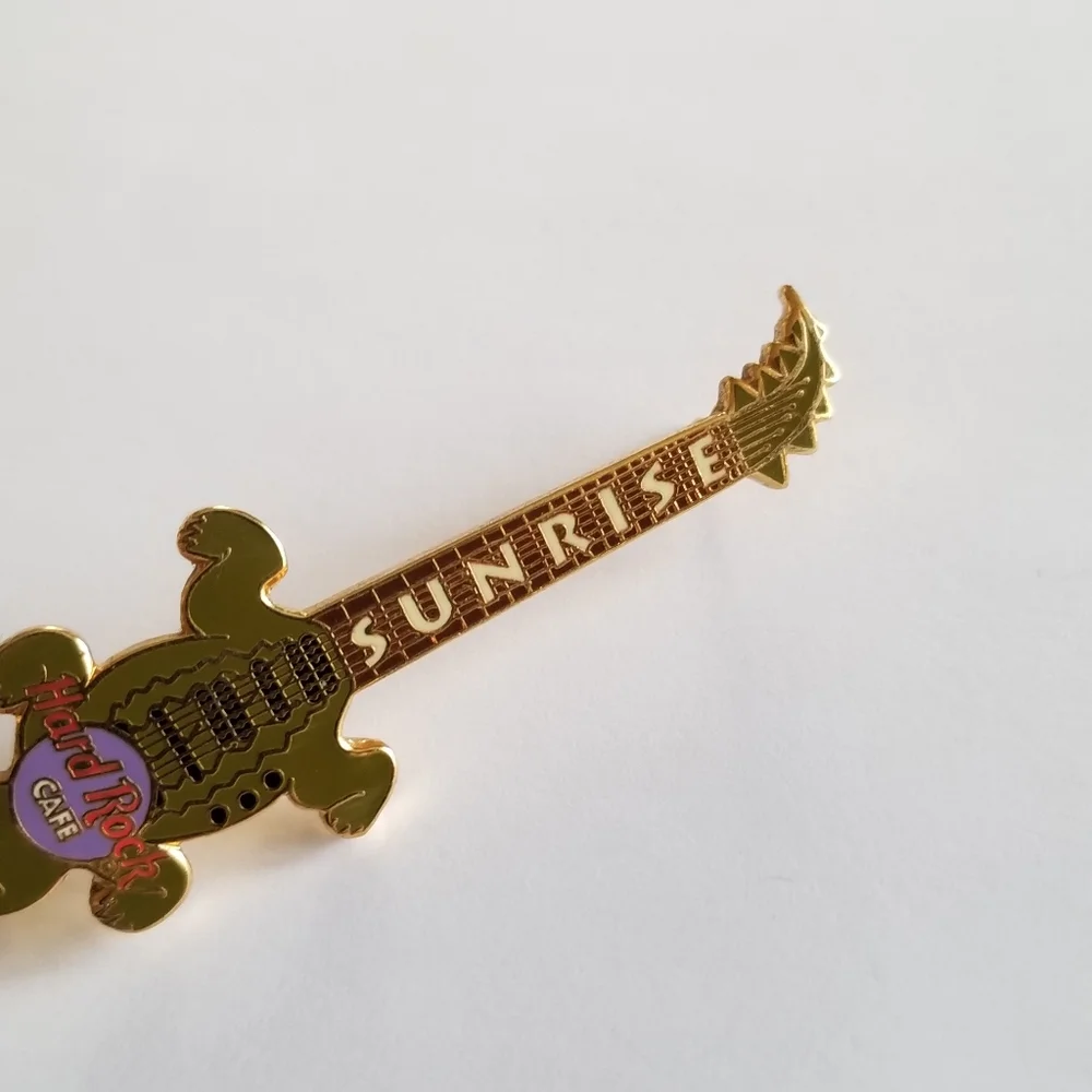 Hard Rock Sunrise alligator guitar pin pals FL Florida brooch hrc